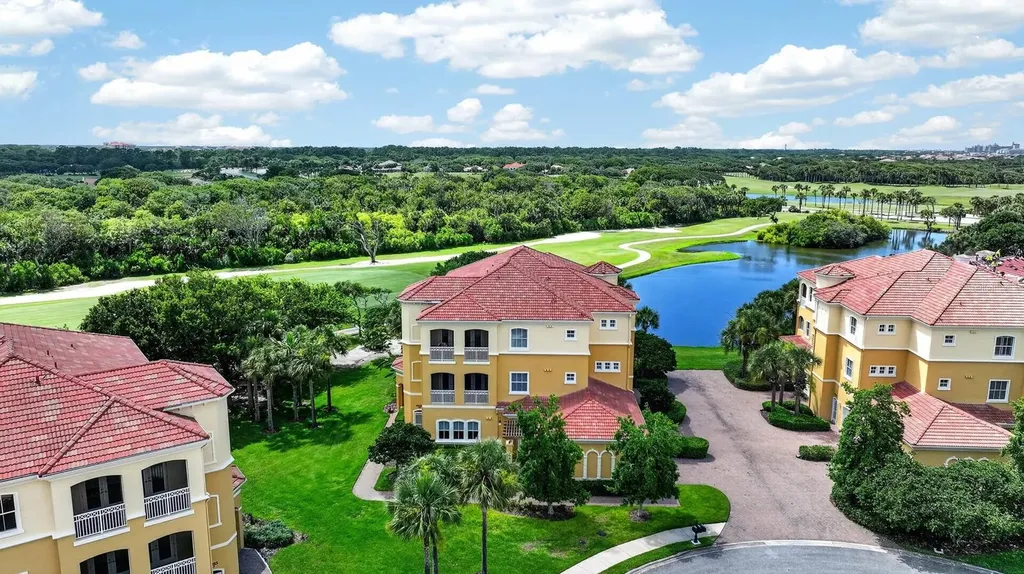 35 Casa Bella Circle Palm Coast FL 32137