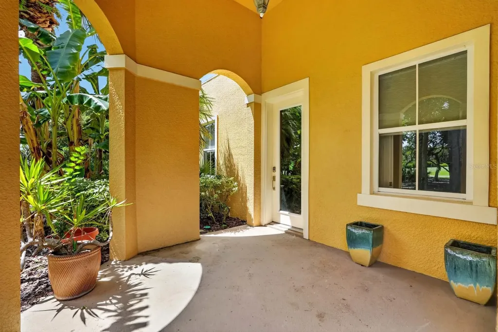 35 Casa Bella Circle Palm Coast FL 32137