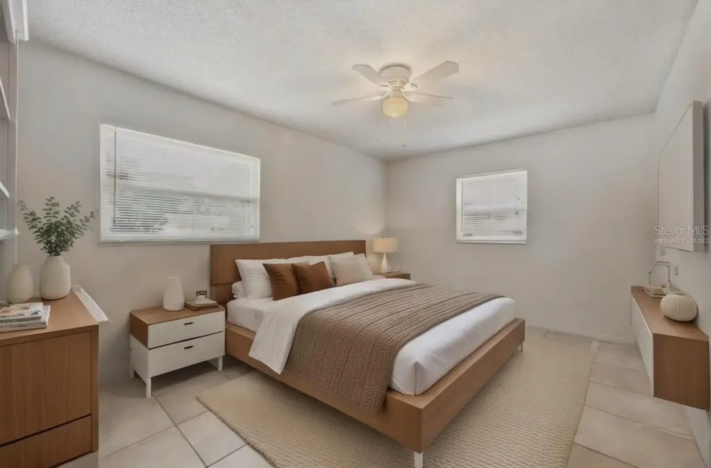 329 W Ohio Avenue Orange City FL 32763