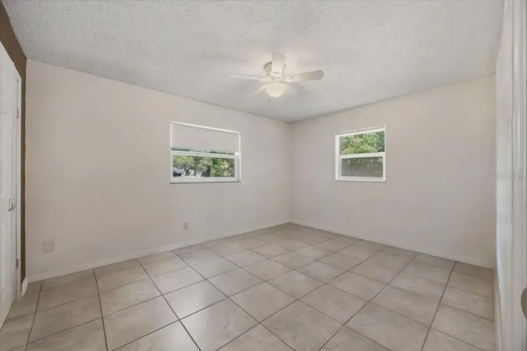 329 W Ohio Avenue Orange City FL 32763