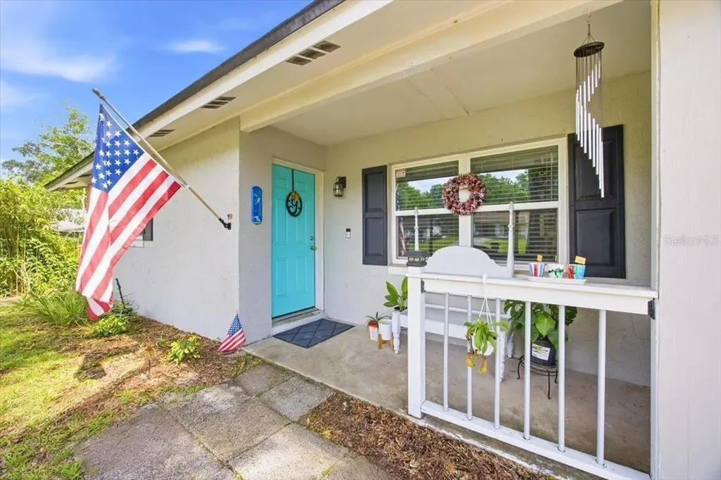 329 W Ohio Avenue Orange City FL 32763