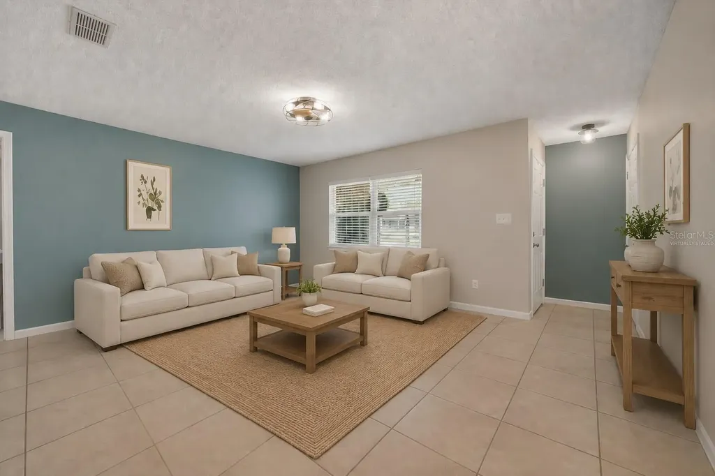 329 W Ohio Avenue Orange City FL 32763