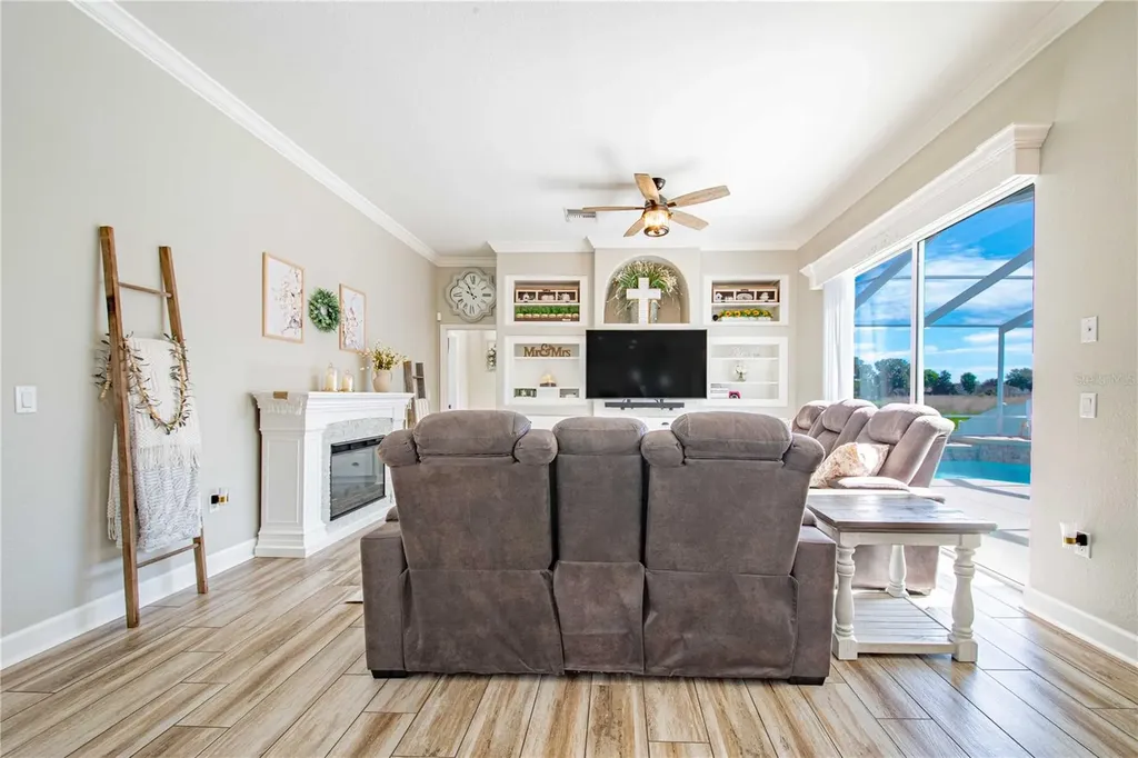 406 Terranova Street Winter Haven FL 33884