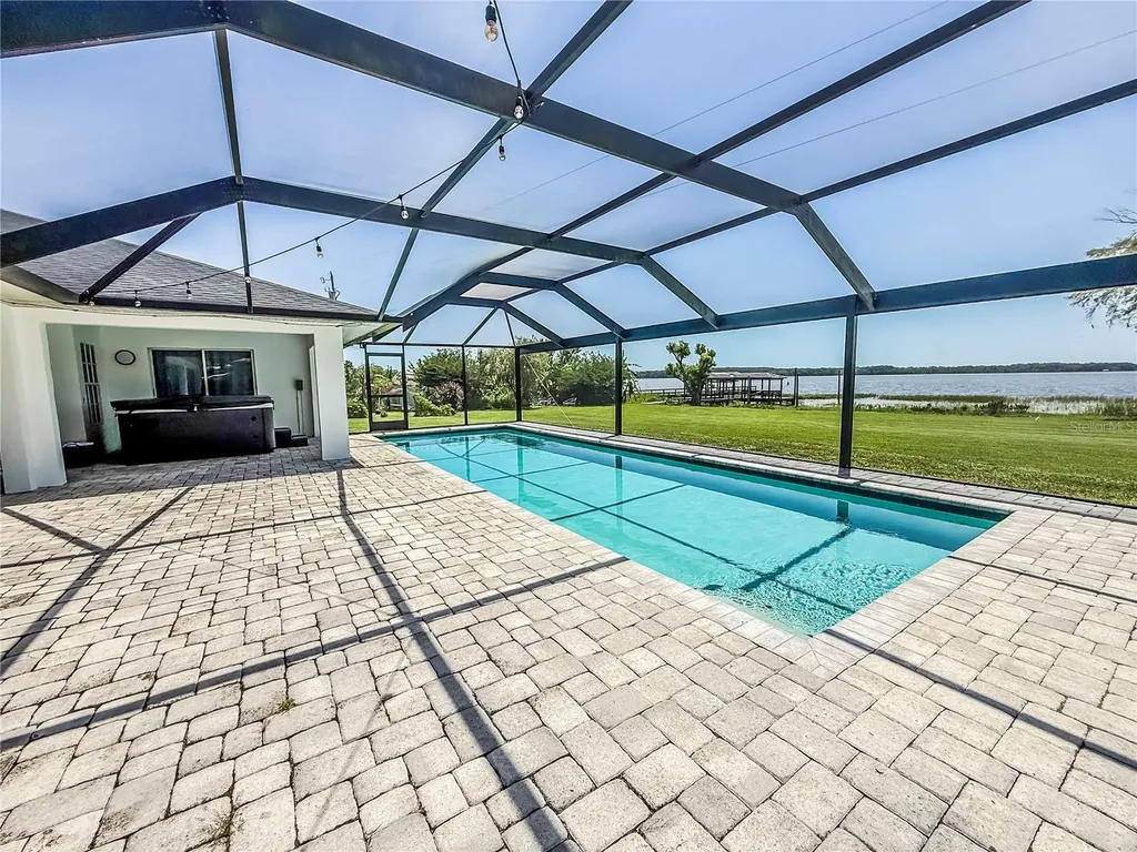 12830 Florida Avenue Astatula FL 34705