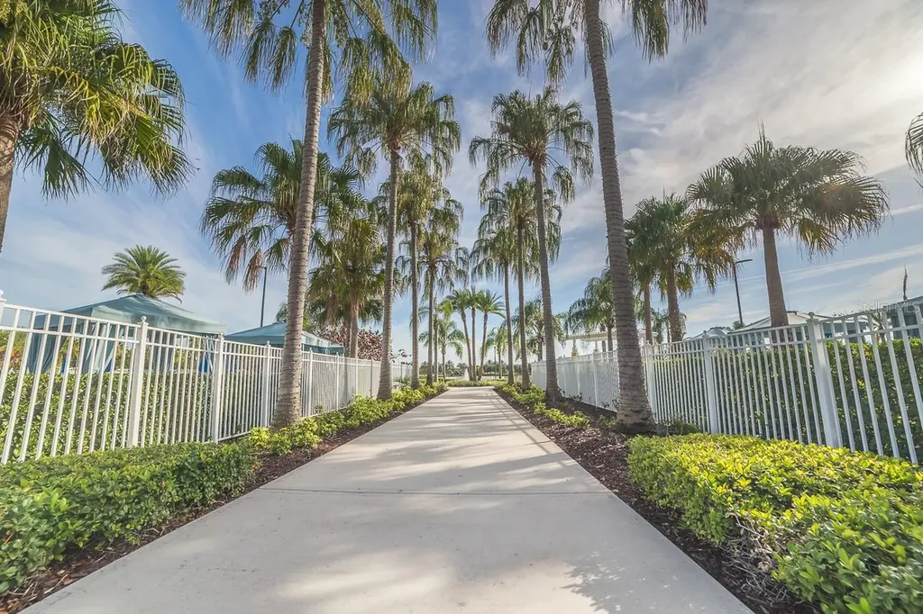 8974 Amelia Downs Trail Kissimmee FL 34747