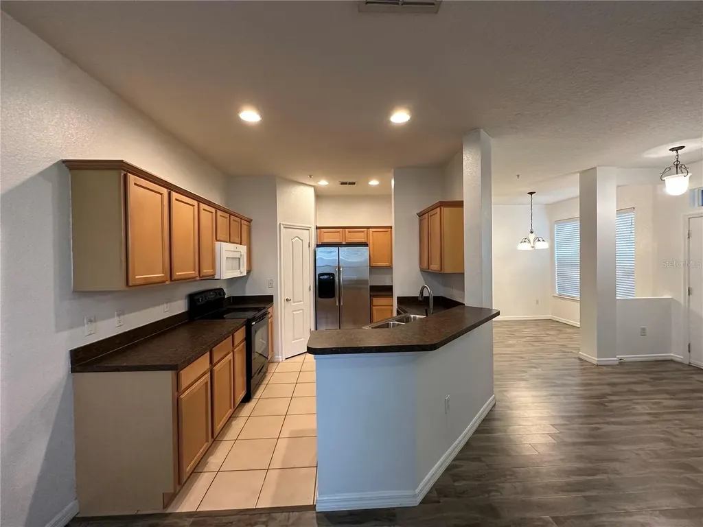 6624 S Goldenrod Road Orlando FL 32822