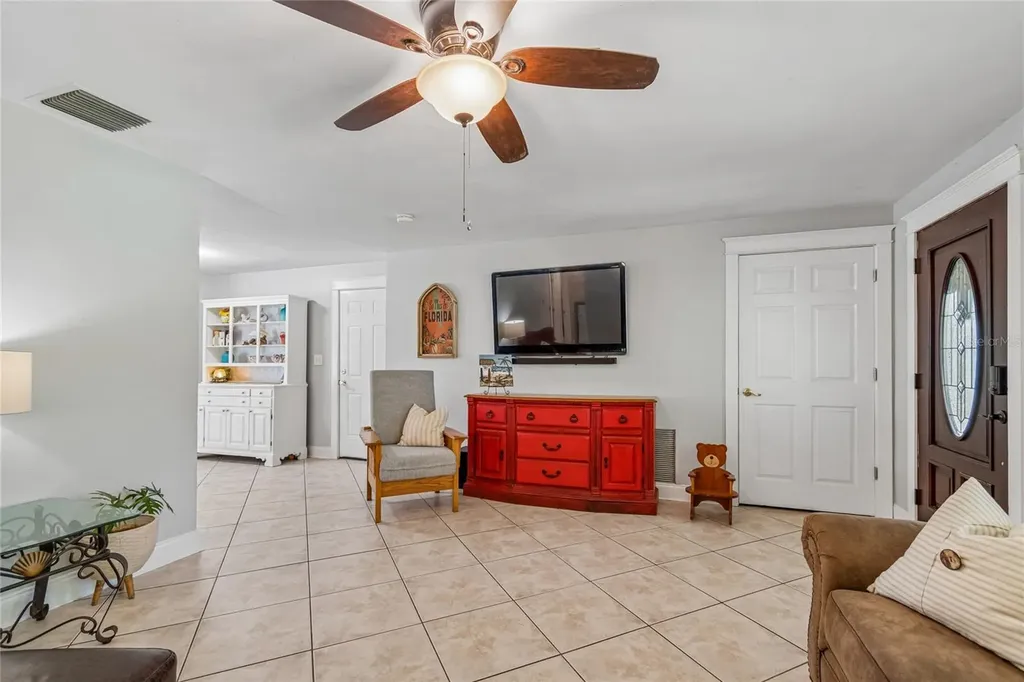11120 105th Avenue Largo FL 33778