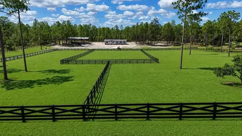 14270 SE 60 Street Morriston FL 32668