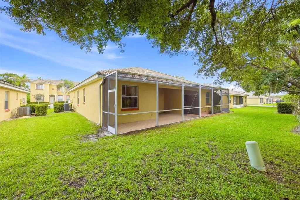 157 Ocean Bluff Drive Poinciana FL 34759