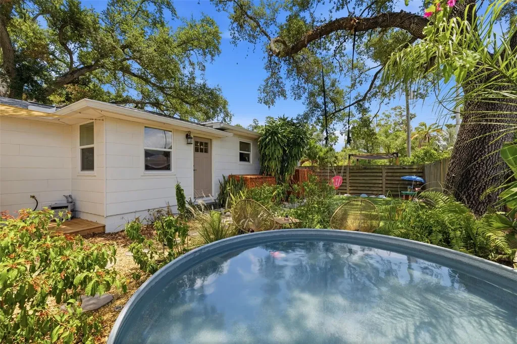 4918 22nd Street N St Petersburg FL 33714