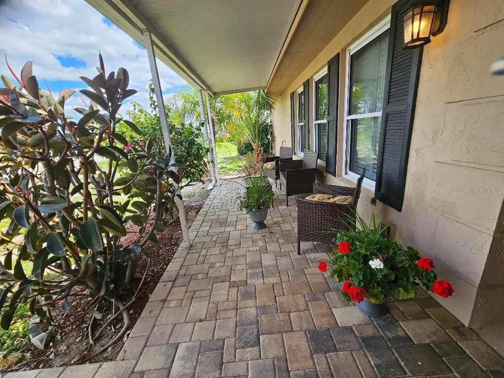 708 Brannen Circle Sun City Center FL 33573