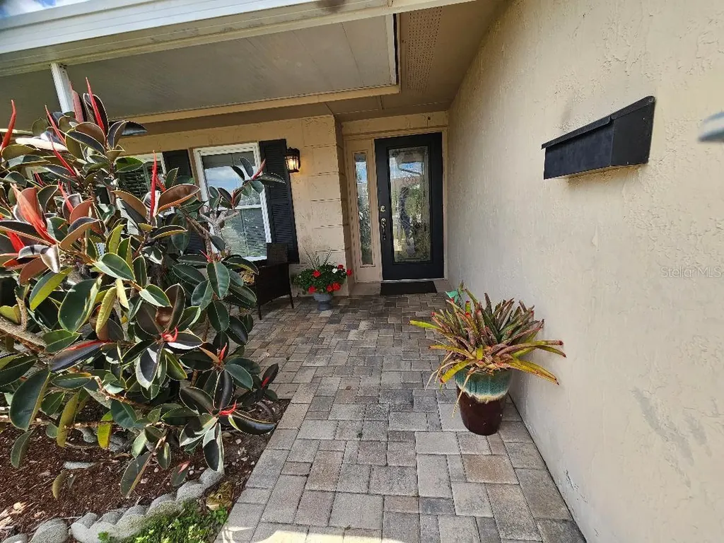 708 Brannen Circle Sun City Center FL 33573
