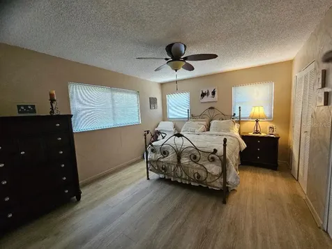 708 Brannen Circle Sun City Center FL 33573