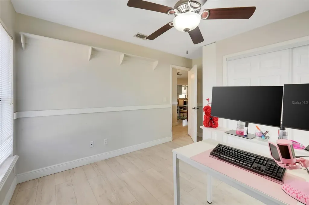 207 Howard Court Mascotte FL 34753