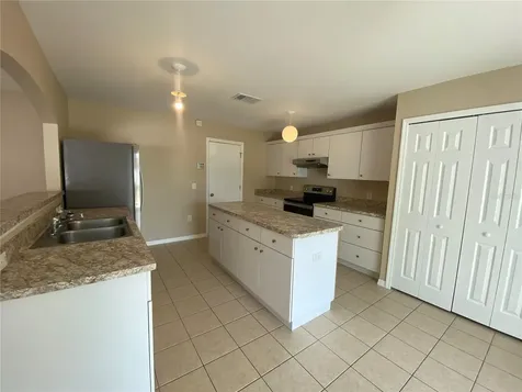 30302 Double Drive Wesley Chapel FL 33545