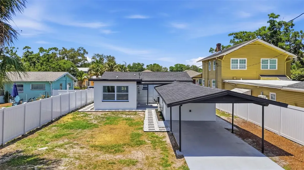 5530 2 Avenue N St Petersburg FL 33710