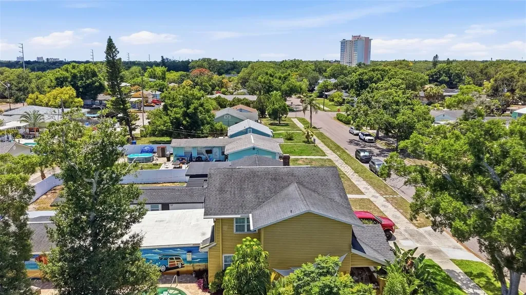 5530 2 Avenue N St Petersburg FL 33710