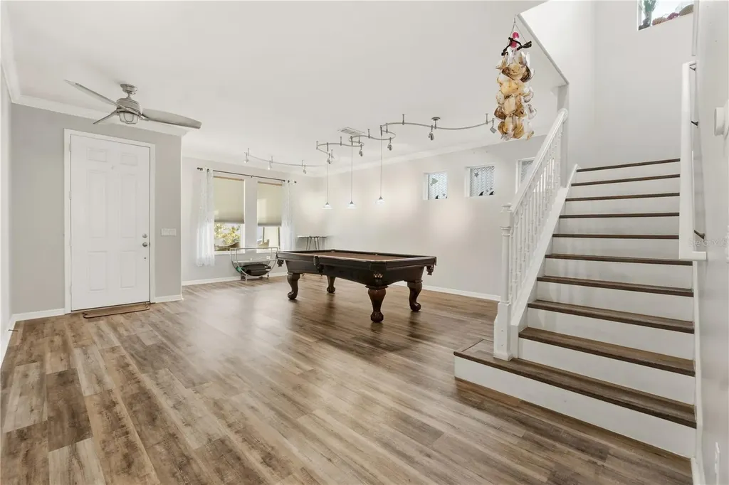 718 Barefoot Bay Loop Groveland FL 34736
