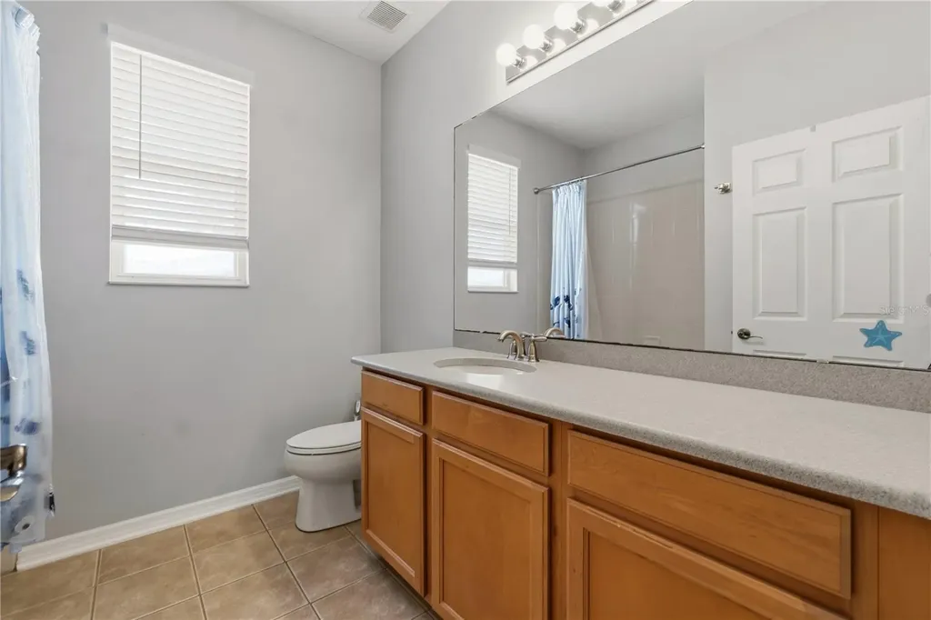 718 Barefoot Bay Loop Groveland FL 34736