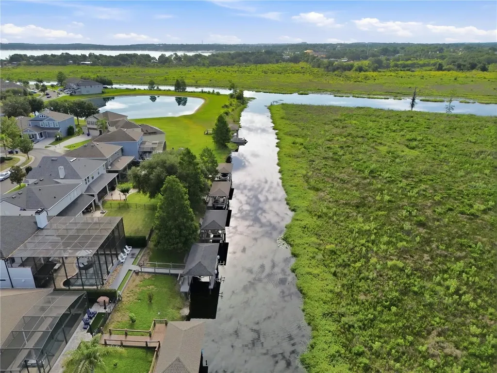 718 Barefoot Bay Loop Groveland FL 34736
