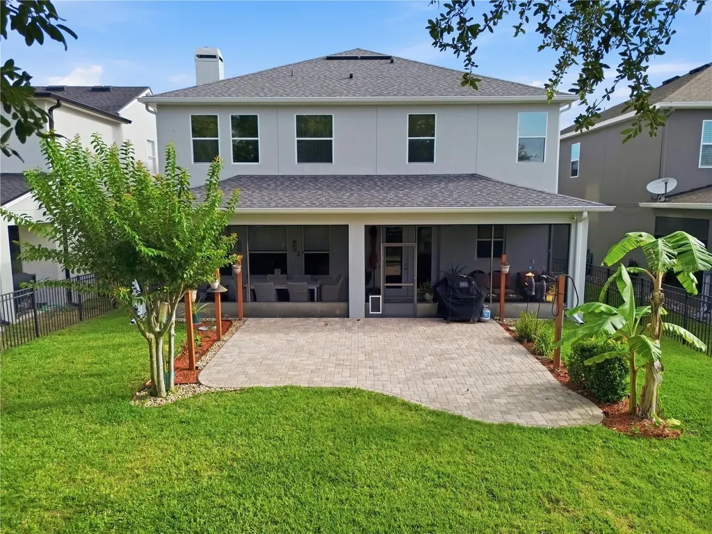 718 Barefoot Bay Loop Groveland FL 34736