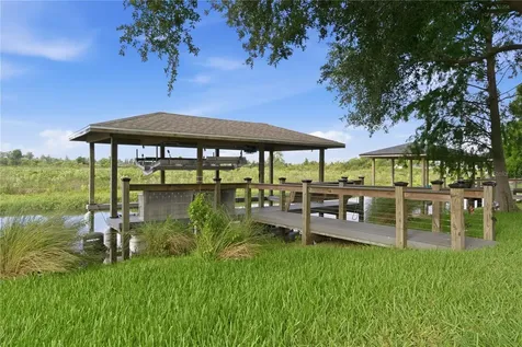 718 Barefoot Bay Loop Groveland FL 34736