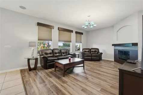 718 Barefoot Bay Loop Groveland FL 34736