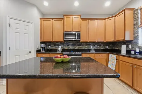 718 Barefoot Bay Loop Groveland FL 34736