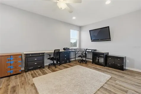 718 Barefoot Bay Loop Groveland FL 34736