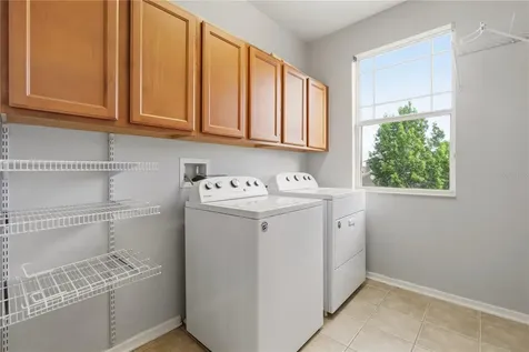 718 Barefoot Bay Loop Groveland FL 34736