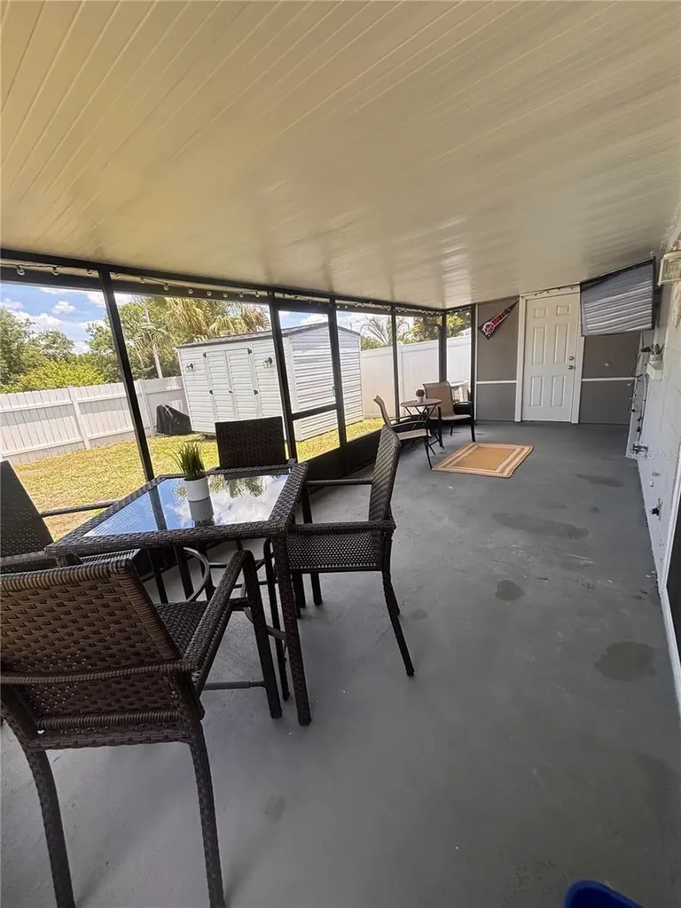 13304 Laraway Drive Riverview FL 33579