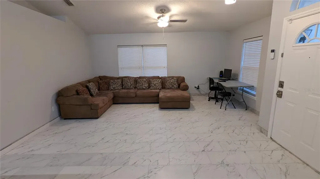 3048 Pineda Drive Orlando FL 32822