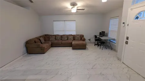 3048 Pineda Drive Orlando FL 32822