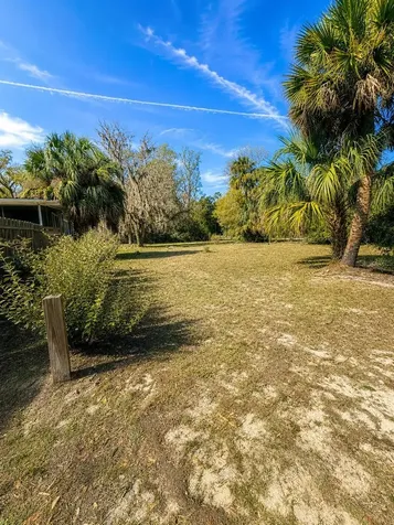 452 NE 13th Terrace Crystal River FL 34428