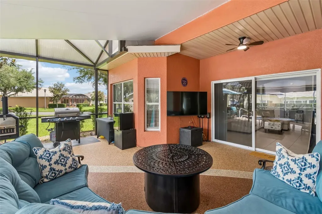 218 Bay Drive Kissimmee FL 34759