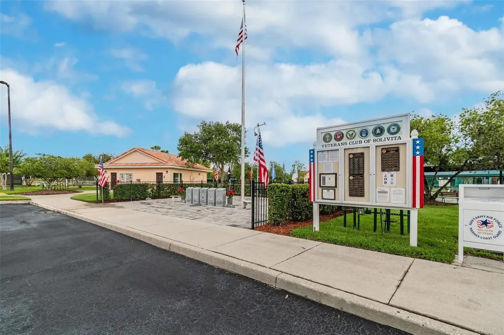 218 Bay Drive Kissimmee FL 34759