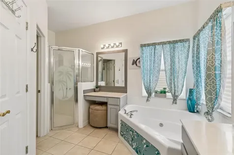 218 Bay Drive Kissimmee FL 34759