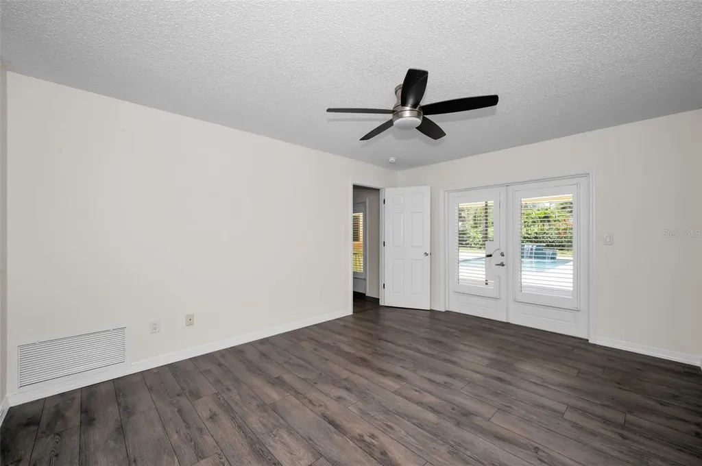13125 Cimarron Circle N Largo FL 33774