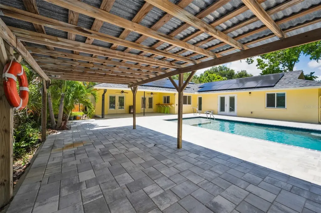 13125 Cimarron Circle N Largo FL 33774