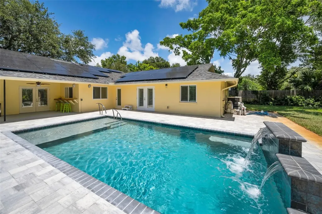 13125 Cimarron Circle N Largo FL 33774