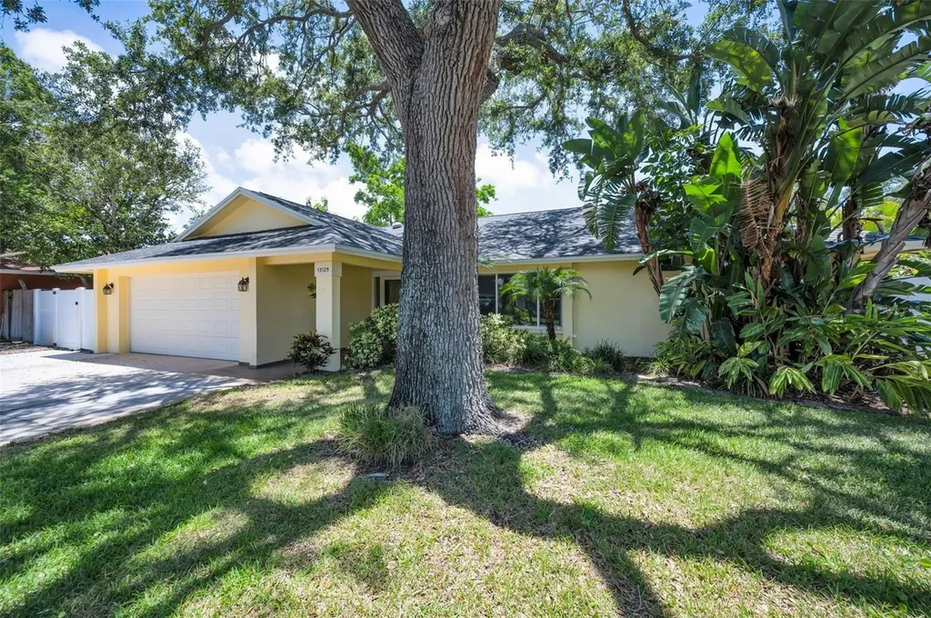 13125 Cimarron Circle N Largo FL 33774