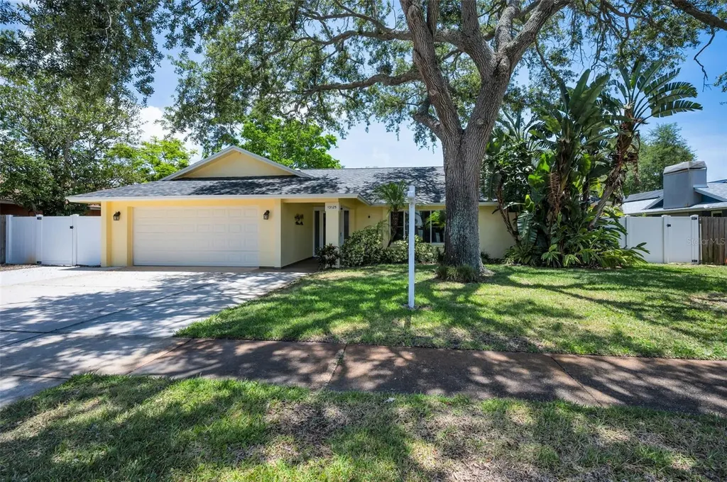 13125 Cimarron Circle N Largo FL 33774