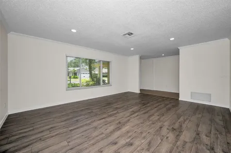 13125 Cimarron Circle N Largo FL 33774