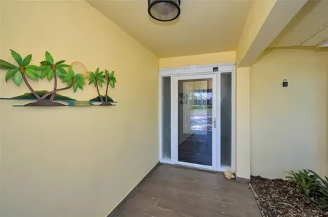 13125 Cimarron Circle N Largo FL 33774