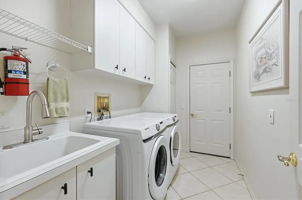 597 Aston Woods Court Venice FL 34293