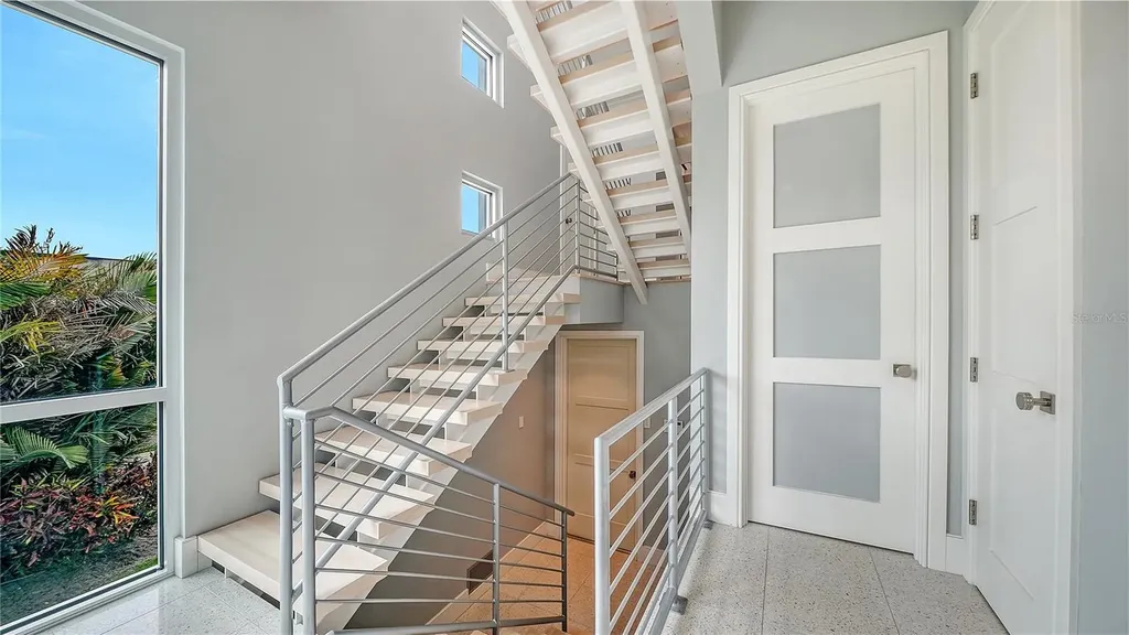 705 Jungle Queen Way Longboat Key FL 34228