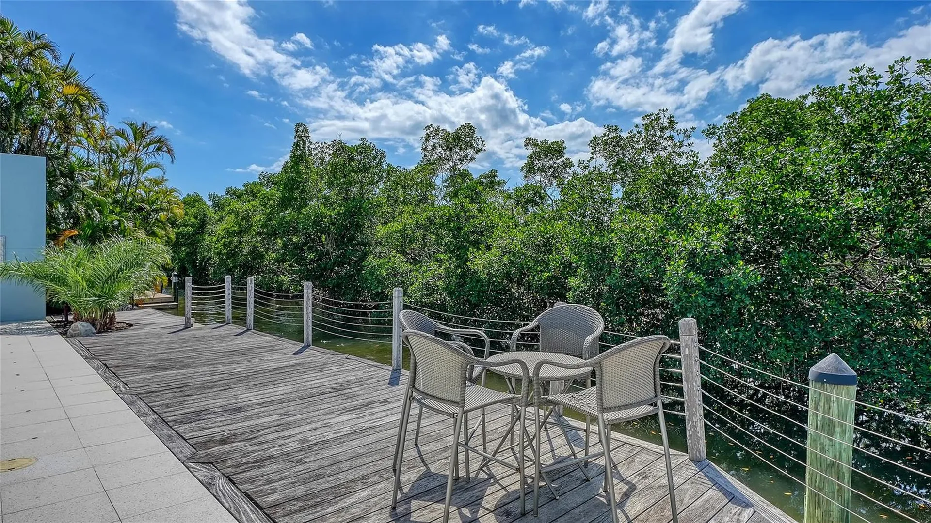 705 Jungle Queen Way Longboat Key FL 34228