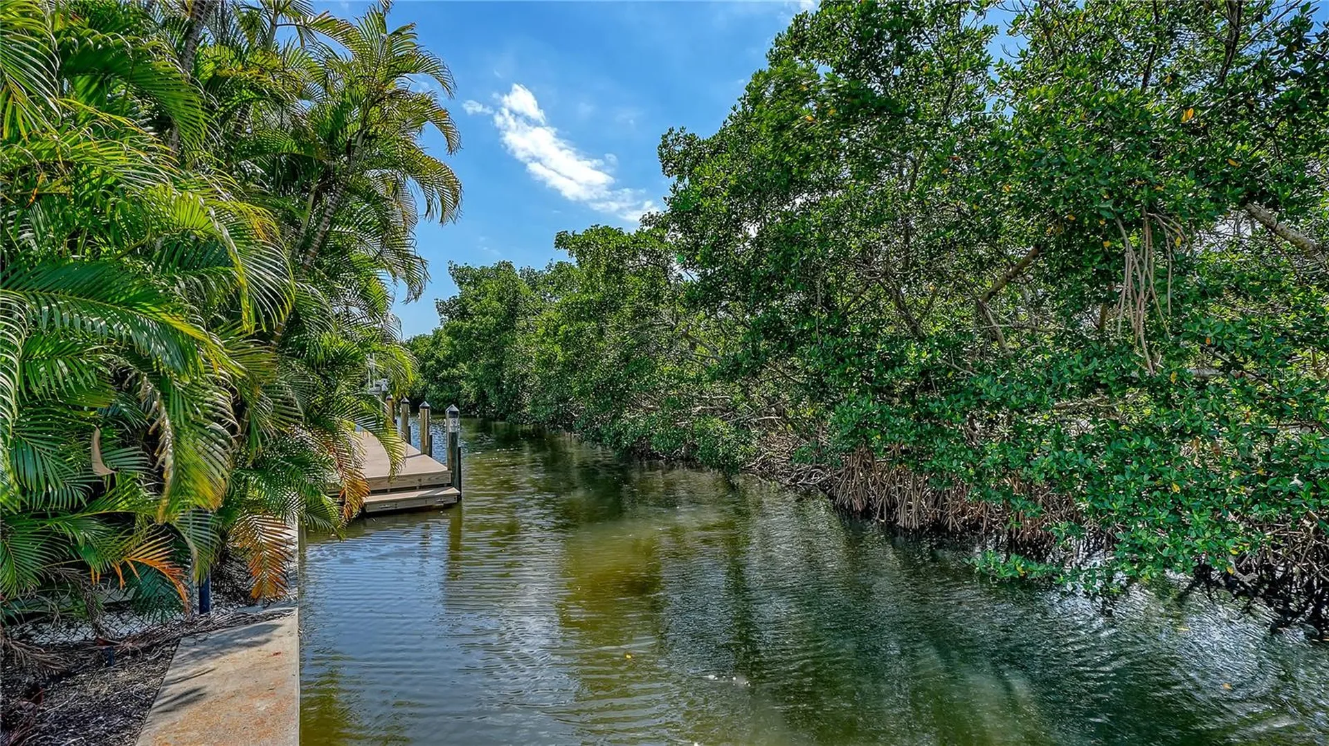 705 Jungle Queen Way Longboat Key FL 34228