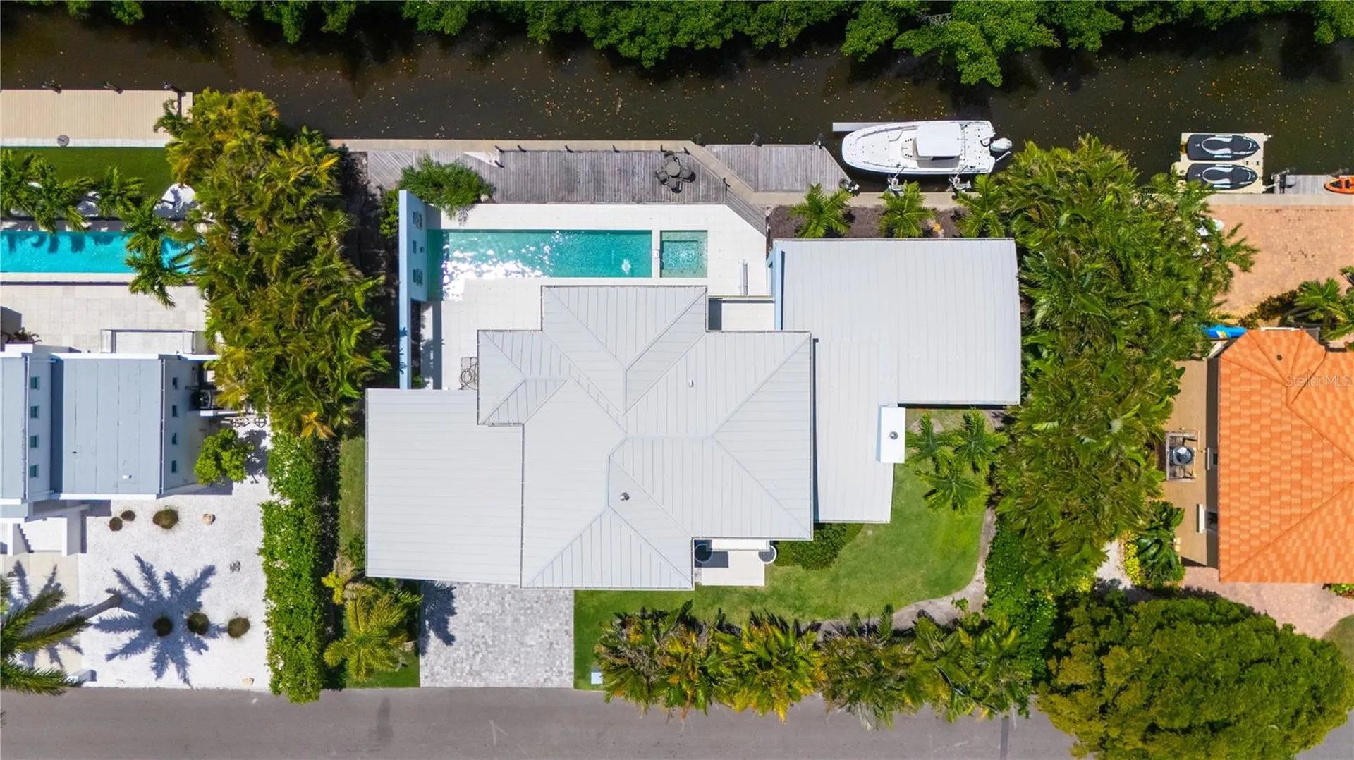 705 Jungle Queen Way Longboat Key FL 34228
