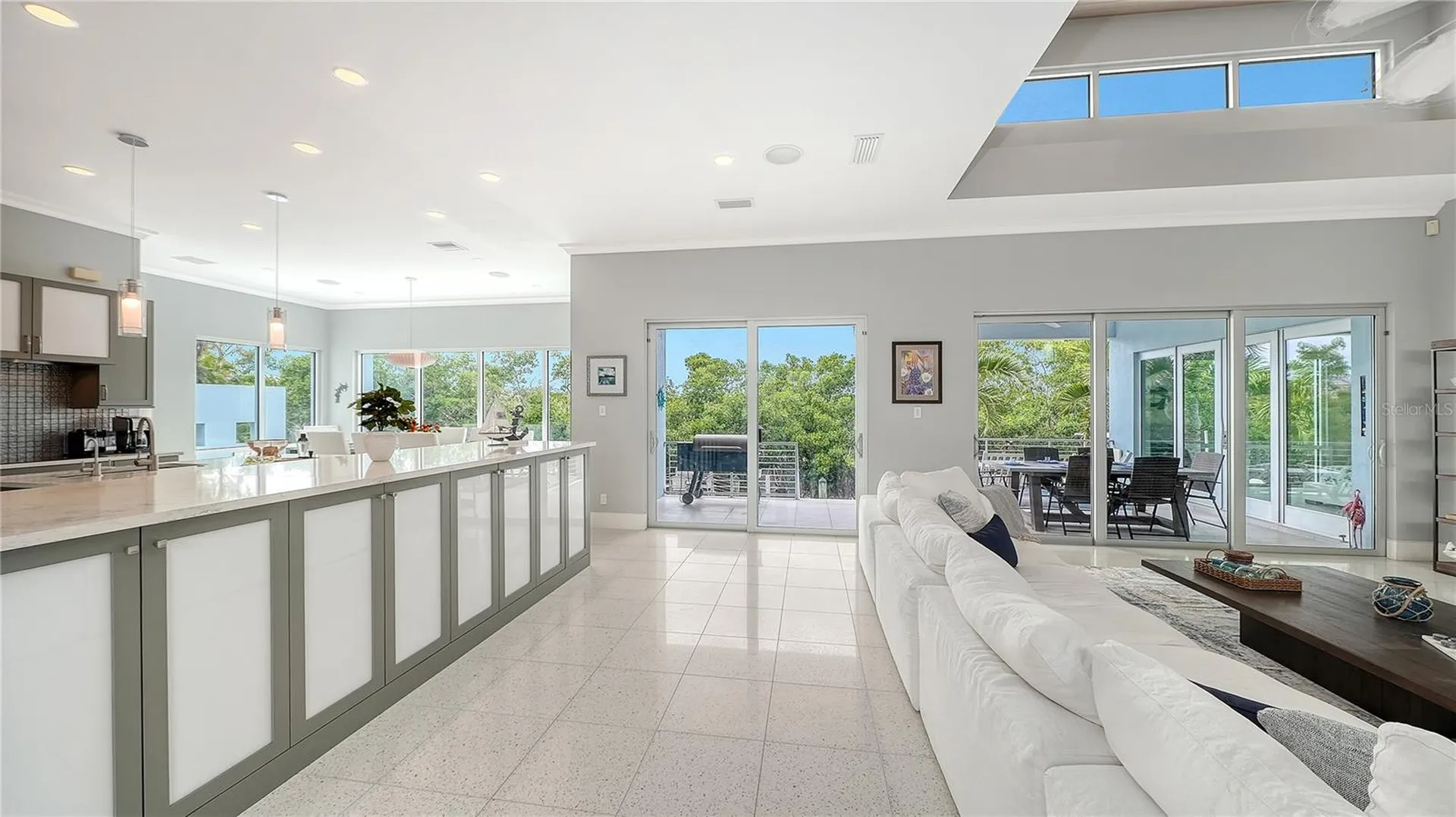 705 Jungle Queen Way Longboat Key FL 34228